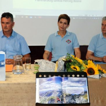 ZAGREB: Predstavljanjem svoje monografije Planinarski savez Herceg Bosne obilježio 25 godina djelovanja