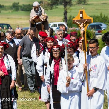 RASPORED NEDJELJNIH SVETIH MISA
