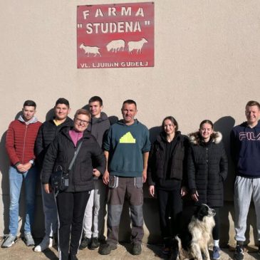 CRVENICE: Strukovnjaci posjetili farmu Studena