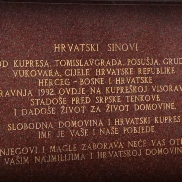 Imena svih poginulih hrvatskih branitelja bit će uklesana na spomen obilježju u Kupresu
