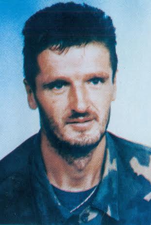 NAVIK ON ŽIVI ZGINE POŠTENO: Ivan Radoš