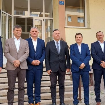 VLADA HBŽ: Predsjednik Vlade FBiH Fadil Novalić s izaslanstvom u posjeti HBŽ