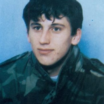 NAVIK ON ŽIVI KI ZGINE POŠTENO: Zoran Drmić