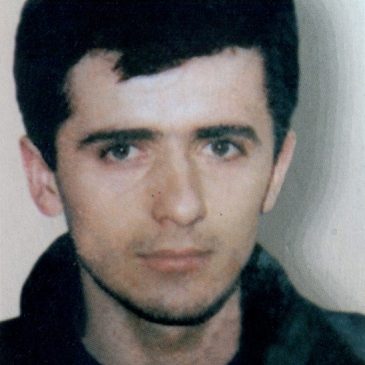 NAVIK ON ŽIVI KI ZGINE POŠTENO: Vladimir Andrić