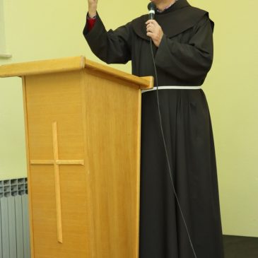 UOČNICU PREDSLAVI FRA MARIO KNEZOVIĆ, NAKON MISE BLAGOSLOV DJECE I FRAMIN PROGRAM