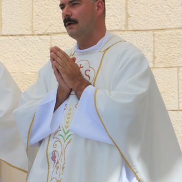 FRA ANTONIO PETRIC O SVEĆENIČKOM POZIVU I MLADOJ MISI