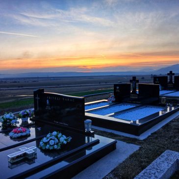 “Izuj svoju obuću, jer tlo po kojem hodaš sveto je”