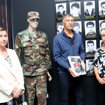 Knjiga o Brigadi kralja Tomislava uručena obitelji pok. Joška Kapetanovića
