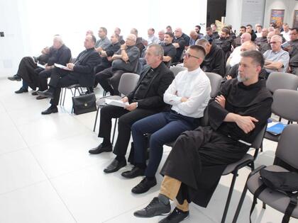 U Mostaru održana Svećenička skupština – predstavljen novi program priprave za sakrament svete potvrde