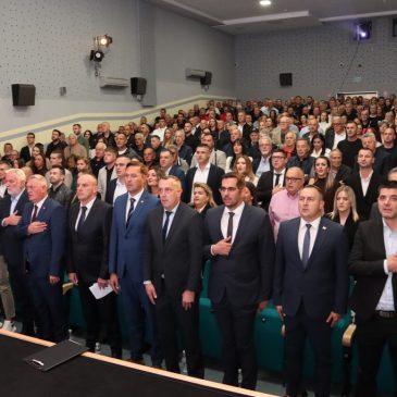 Ovo nije samo naš kraj, ovo je naš dom, a za dom se bori!